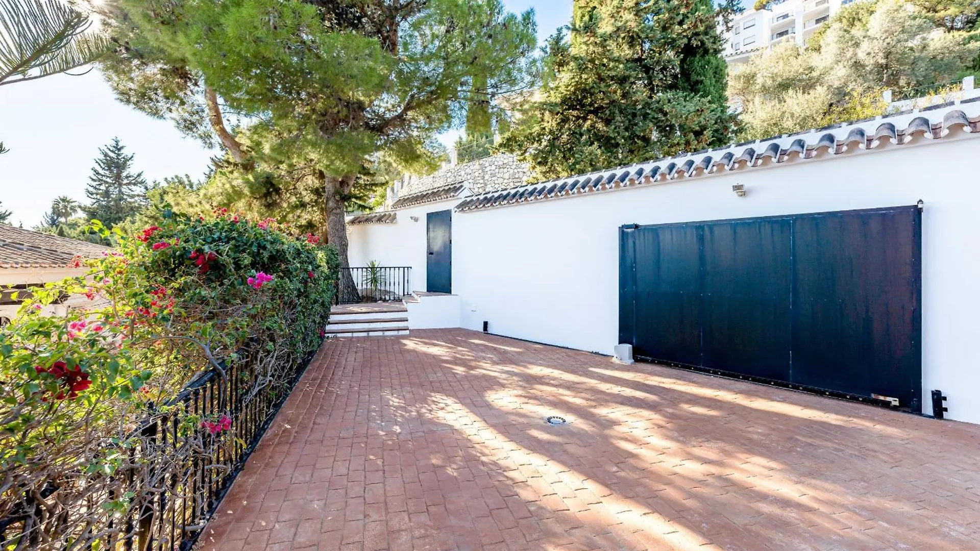 Stunning Villa With Panoramic Views Of The Med Mijas