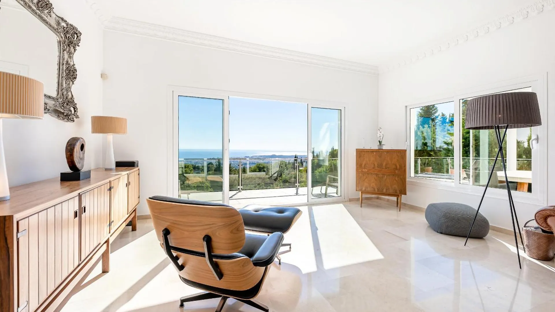 Stunning Villa With Panoramic Views Of The Med Mijas